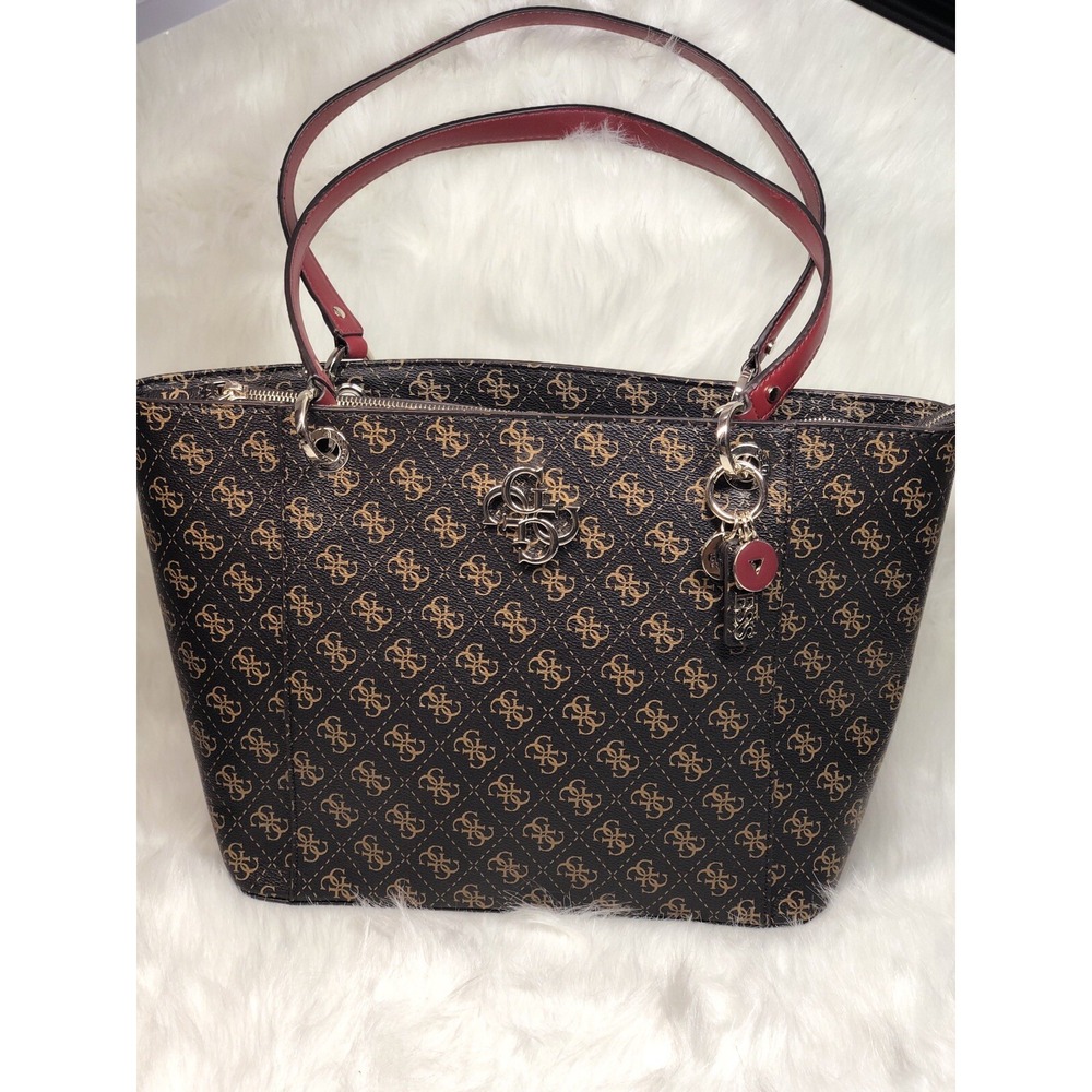 Guess Noelle large tote signature Shoulder Bag multicolor B000033
